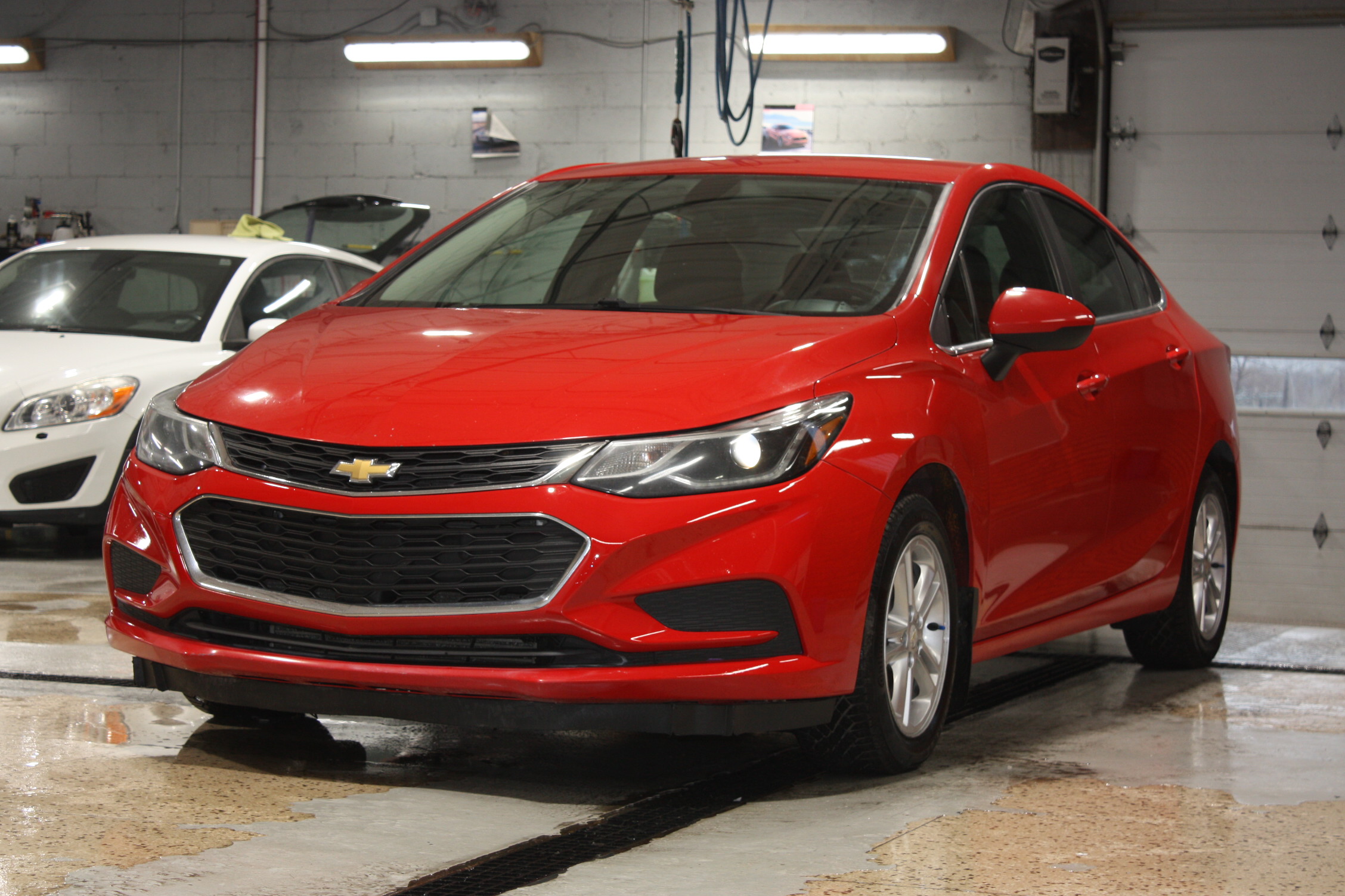 2017 CHEVROLET CRUZE