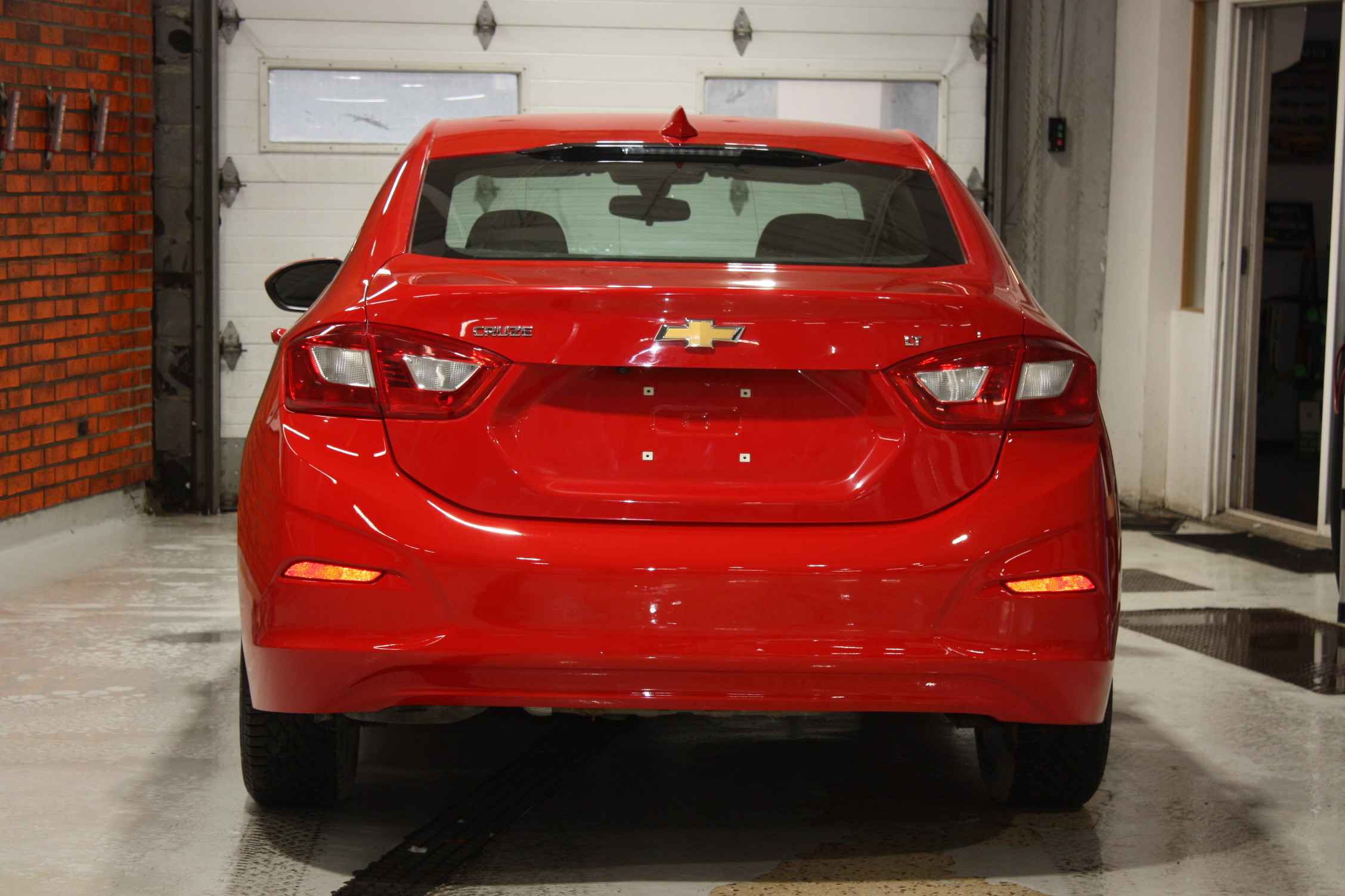 2017 CHEVROLET CRUZE