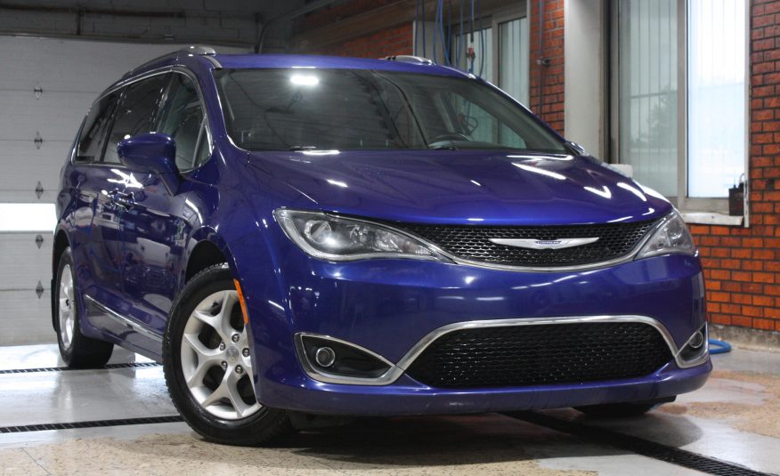 2020 CHRYSLER PACIFICA TOURING-L