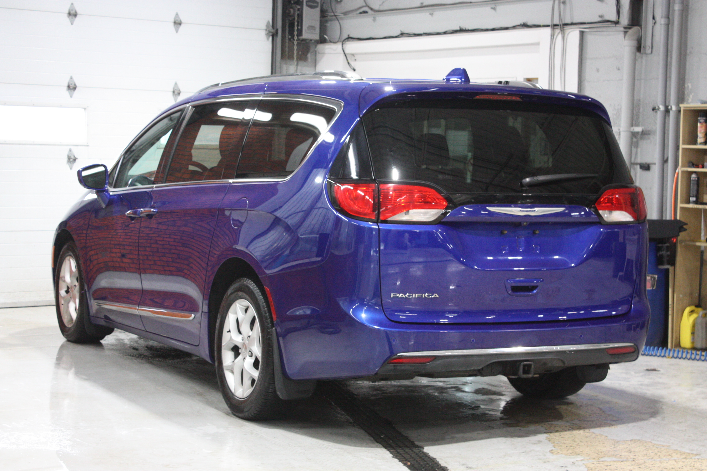 2020 CHRYSLER PACIFICA TOURING-L