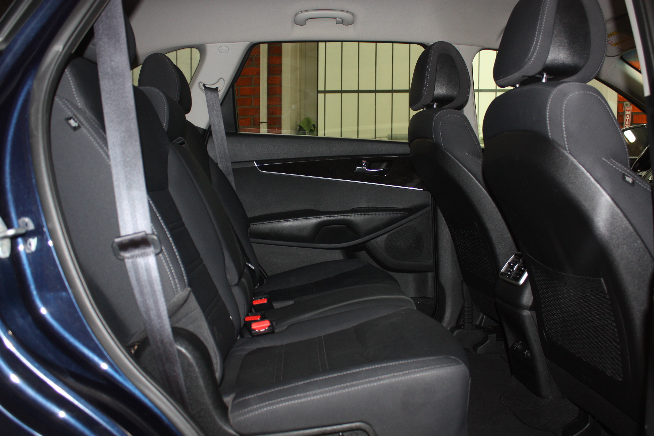 2016 KIA SORENTO LX+ FWD