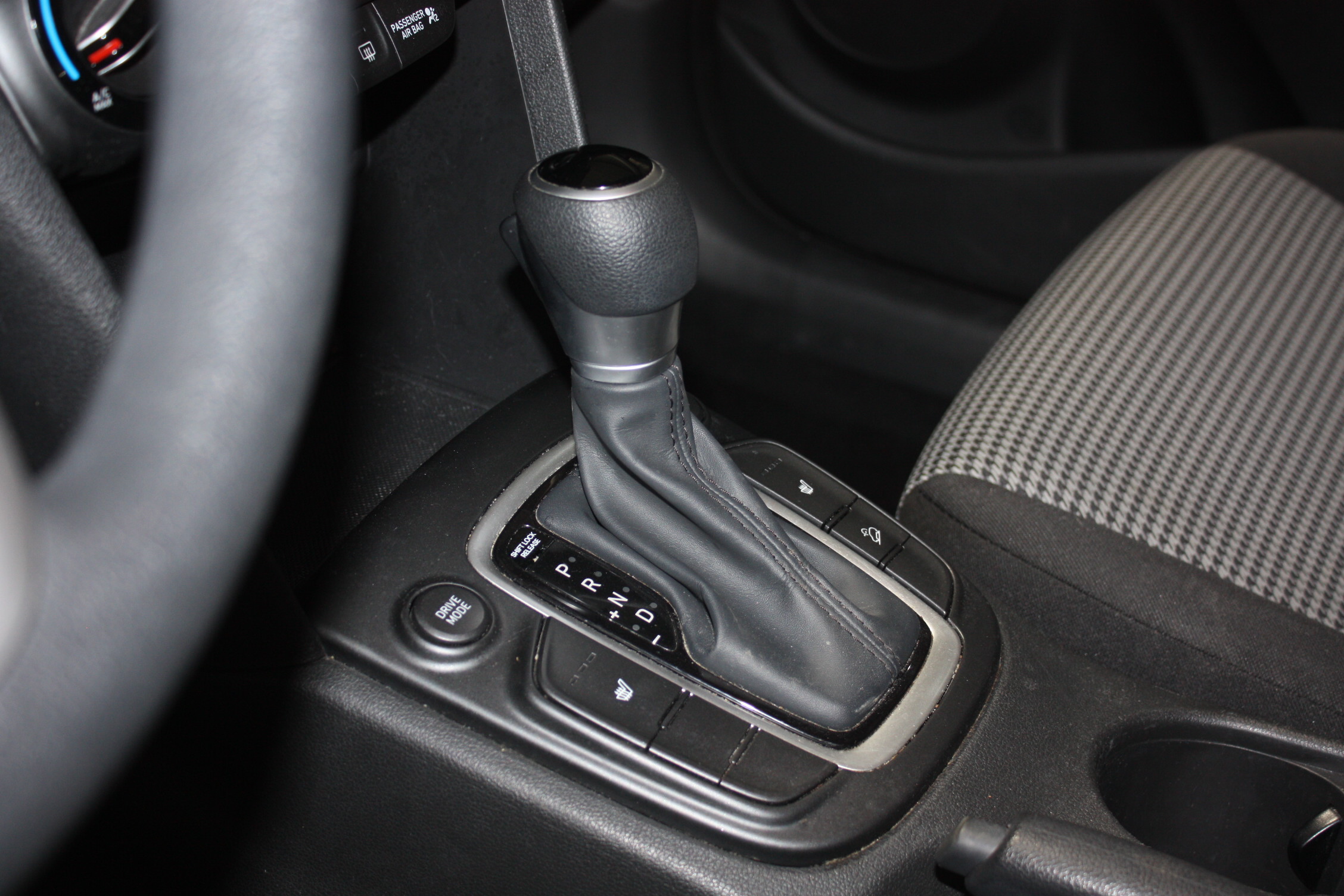 2019 HYUNDAI KONA ESSENTIAL AWD