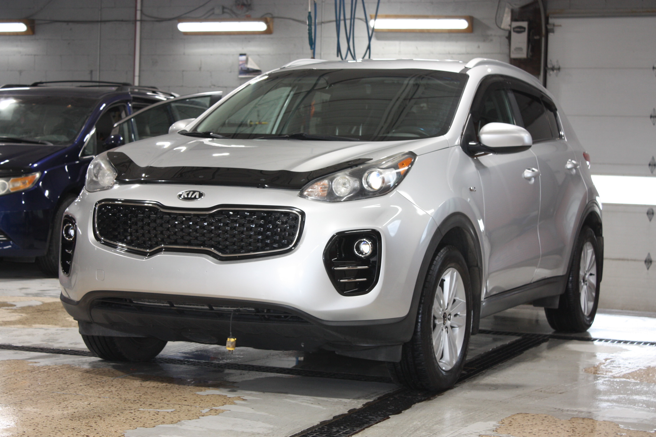 2017 KIA SPORTAGE LX AWD
