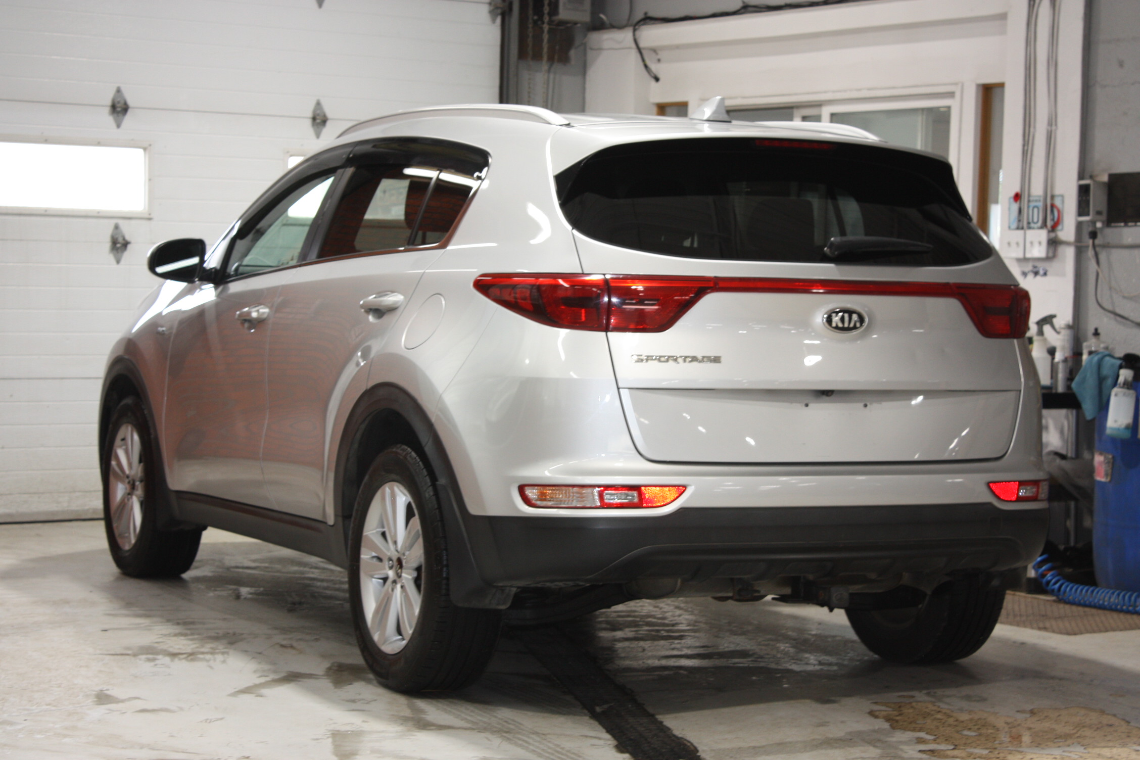 2017 KIA SPORTAGE LX AWD