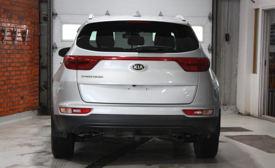 2017 KIA SPORTAGE LX AWD