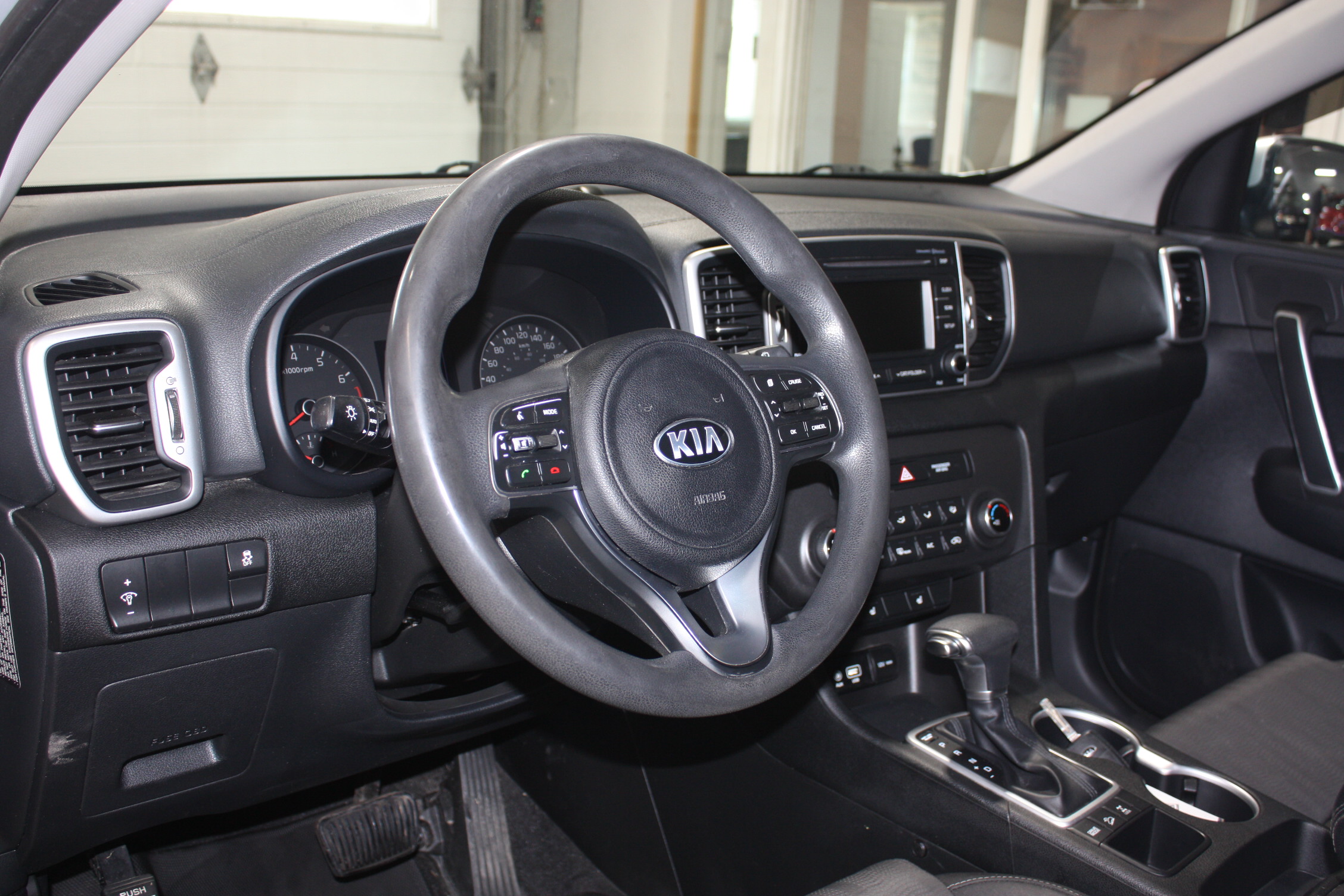 2017 KIA SPORTAGE LX AWD