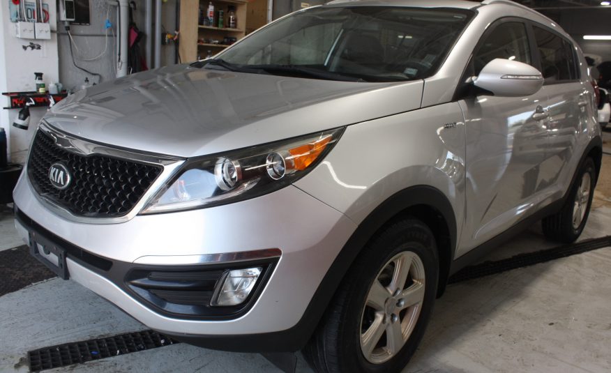 2016 KIA SPORTAGE LX AWD
