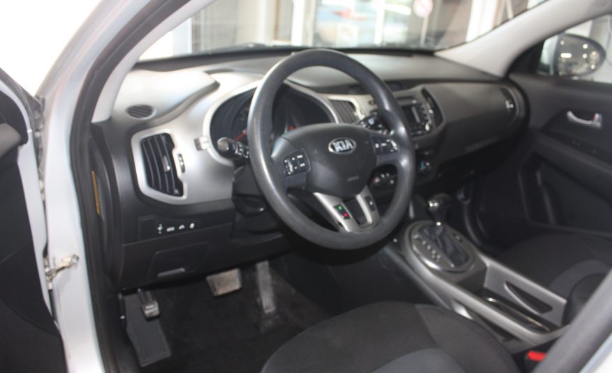 2016 KIA SPORTAGE LX AWD