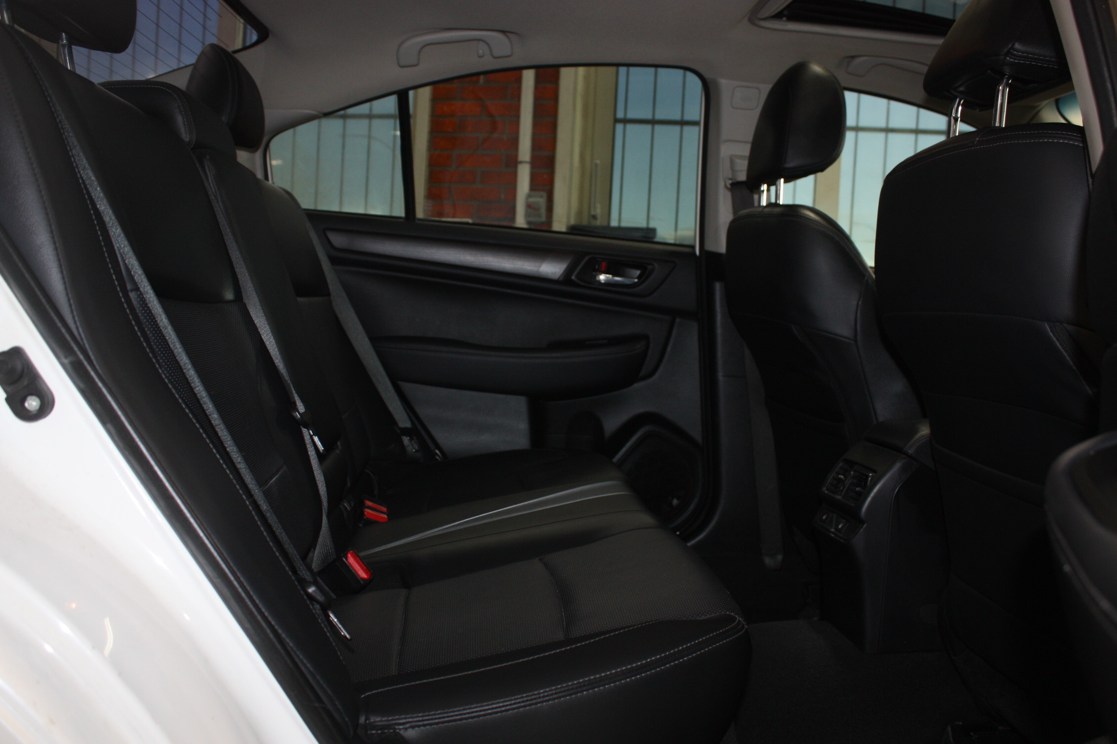 2016 SUBARU LEGACY TECH