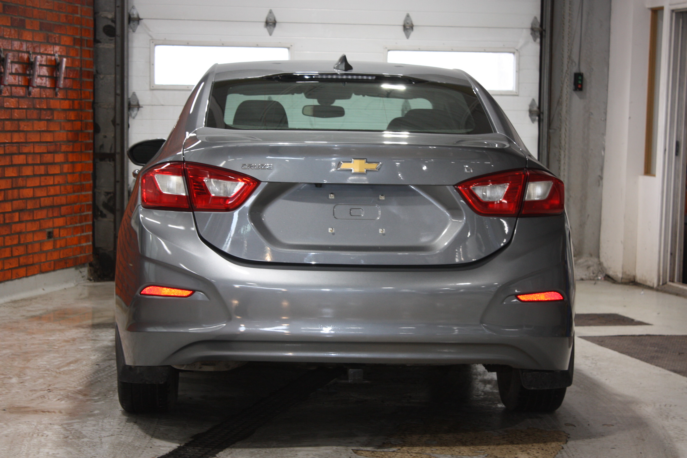 2018 CHEVROLET CRUZE LT