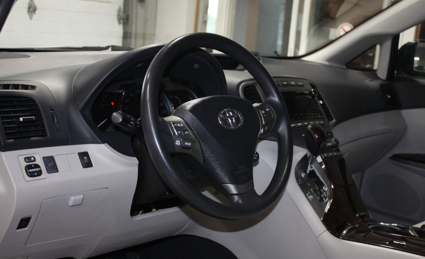 2011 TOYOTA VENZA LE AWD