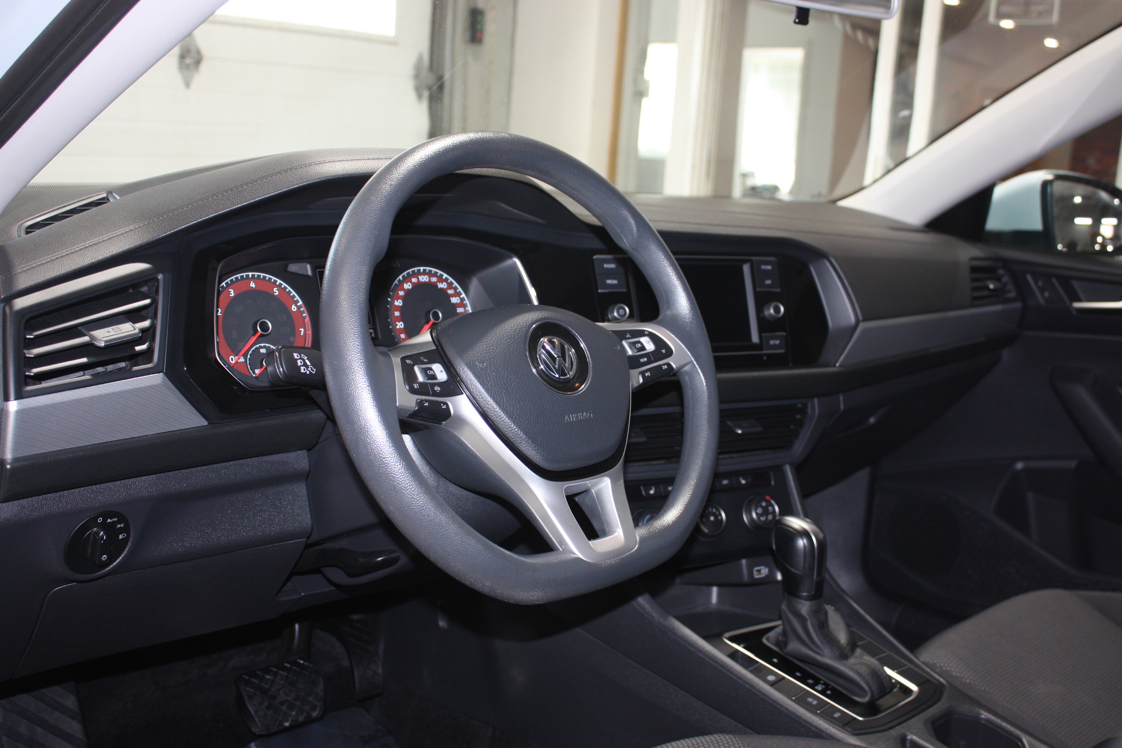 2019 VOLKSWAGEN JETTA COMFORTLINE