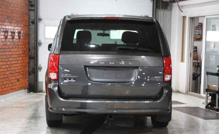 2016 DODGE GRAND CARAVAN SXT