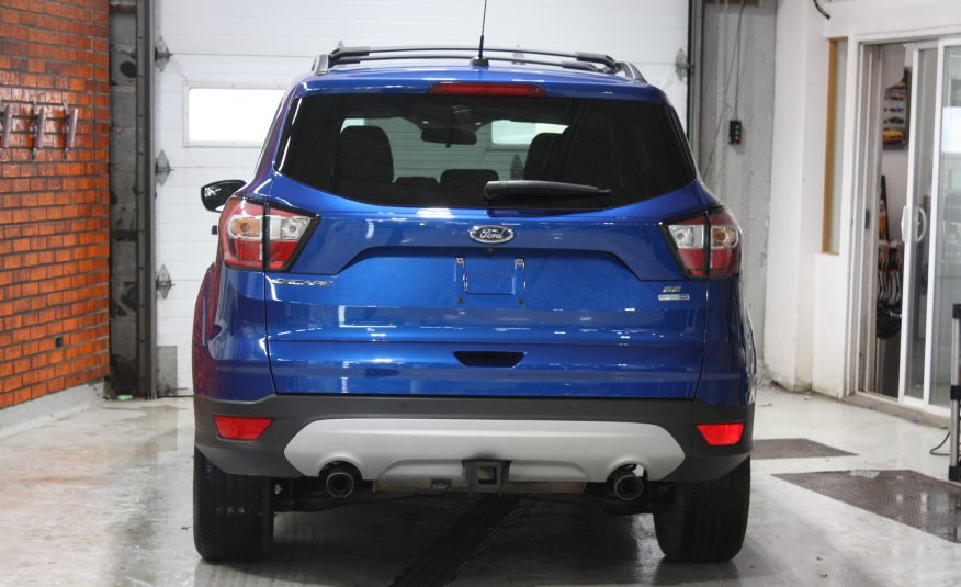 2017 FORD ESCAPE SE AWD