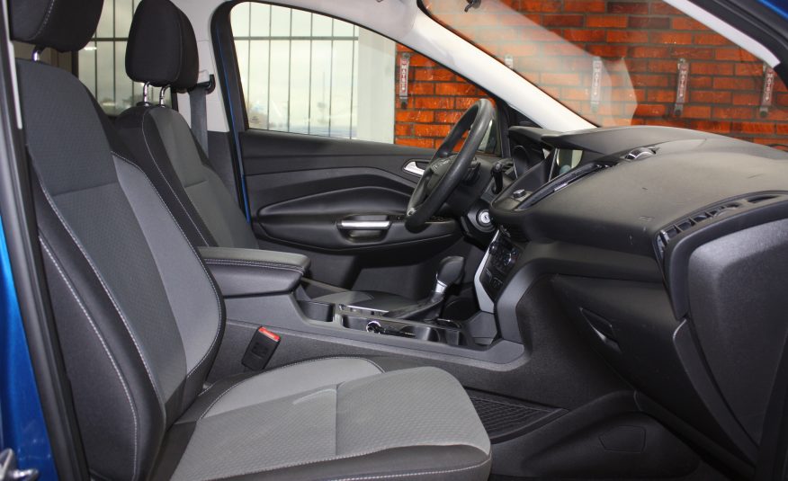 2017 FORD ESCAPE SE AWD