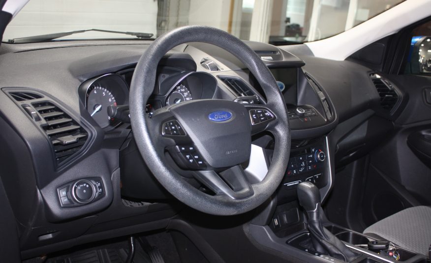 2017 FORD ESCAPE SE AWD