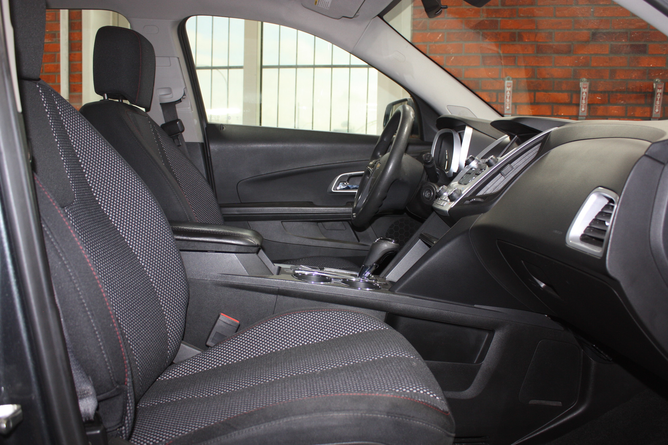 2017 CHEVROLET EQUINOX LS FWD