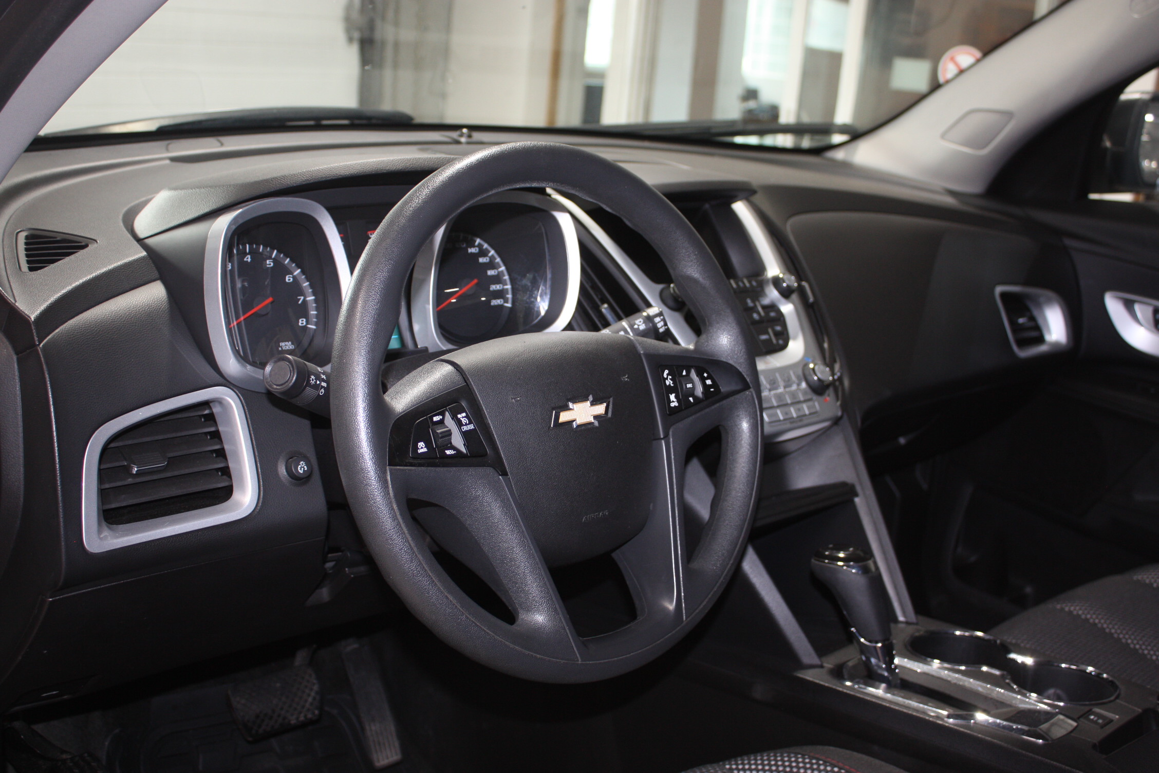 2017 CHEVROLET EQUINOX LS FWD