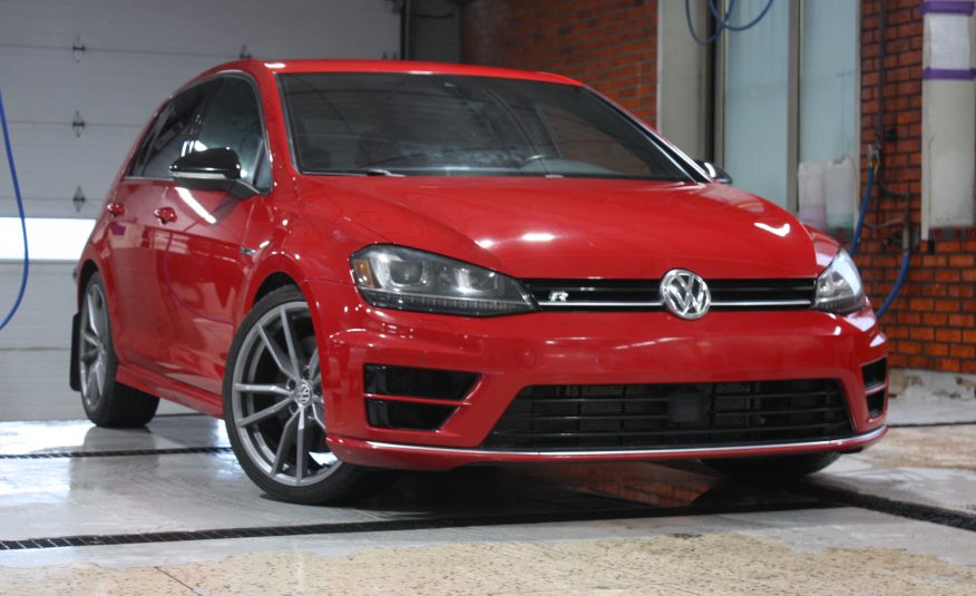 2017 VOLKSWAGEN GOLF R