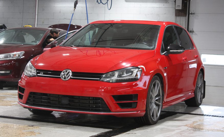 2017 VOLKSWAGEN GOLF R