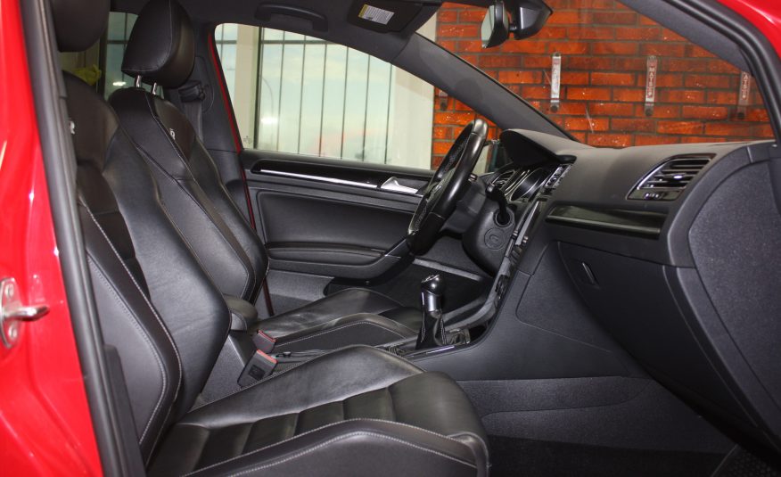 2017 VOLKSWAGEN GOLF R