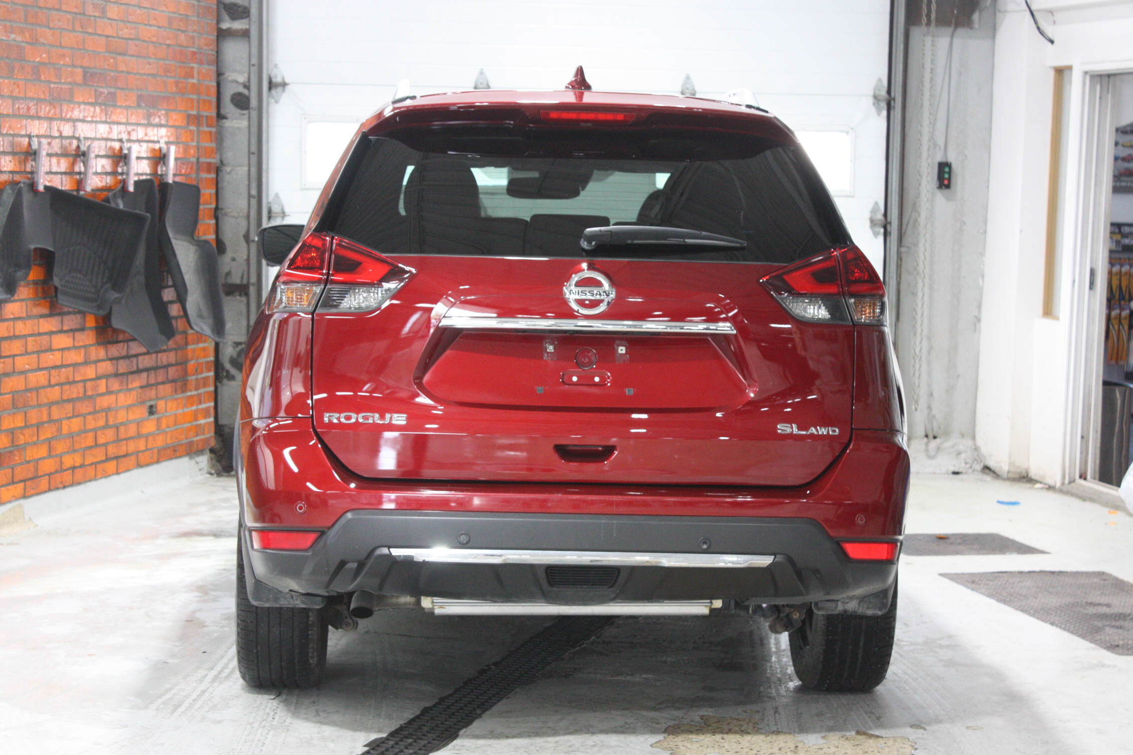 2020 NISSAN ROGUE SV AWD