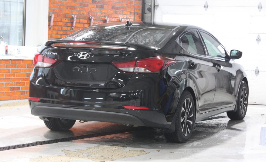 2016 HYUNDAI ELANTRA GL
