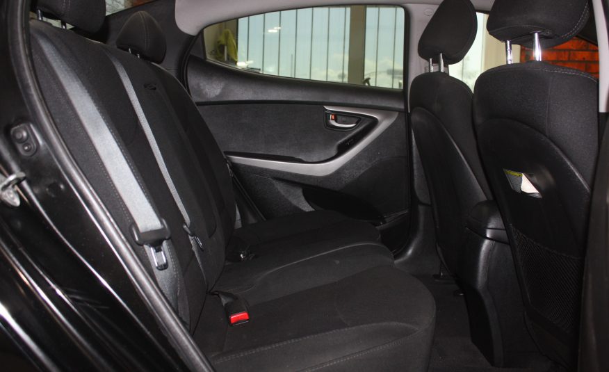 2016 HYUNDAI ELANTRA GL