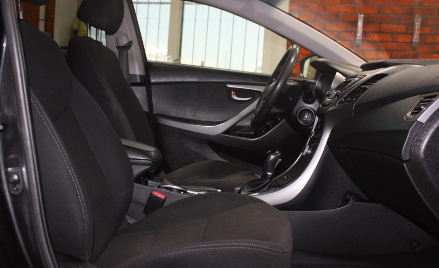 2016 HYUNDAI ELANTRA GL