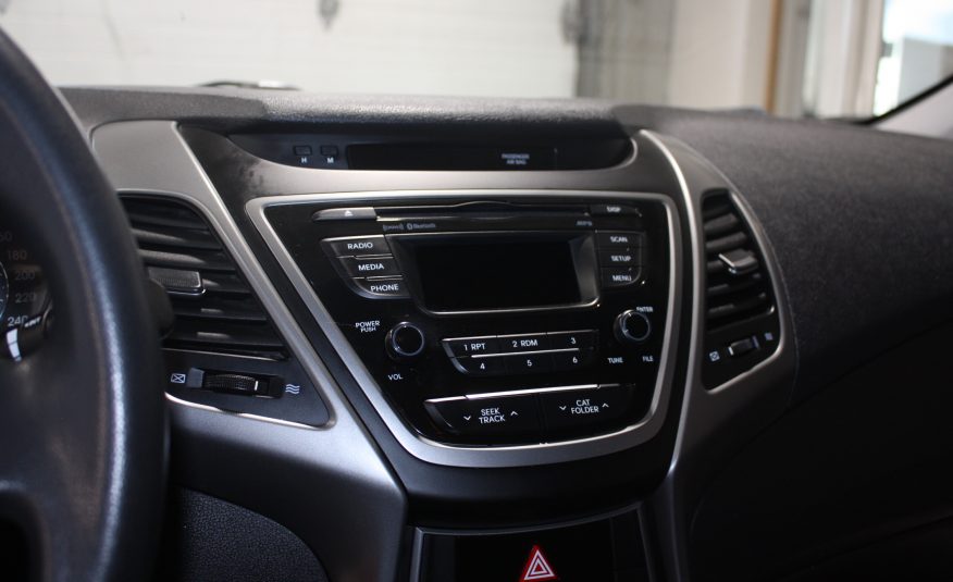 2016 HYUNDAI ELANTRA GL