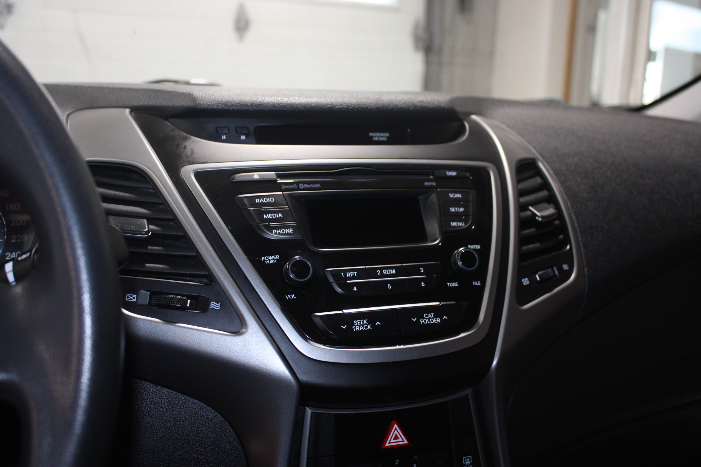 2016 HYUNDAI ELANTRA GL