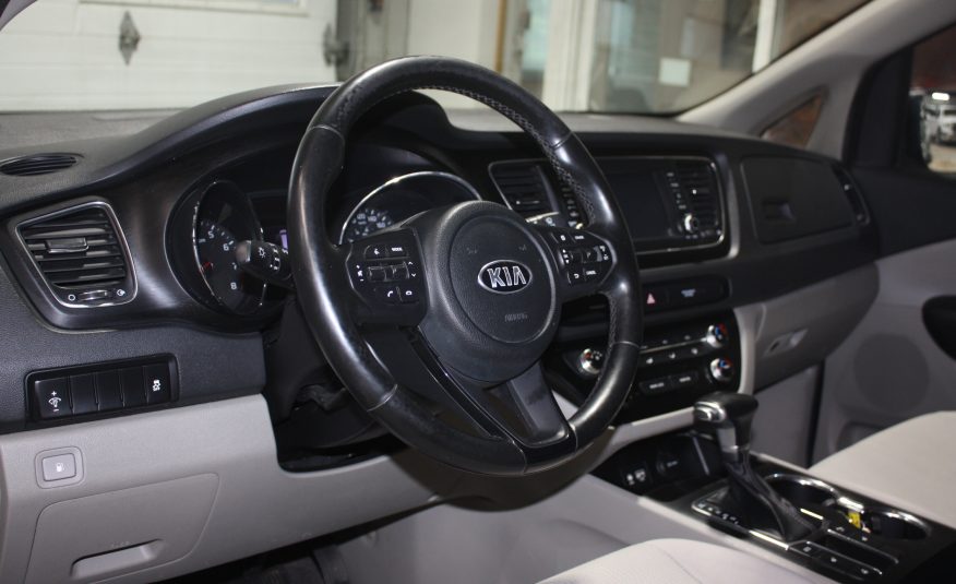 2019 KIA SEDONA LX+