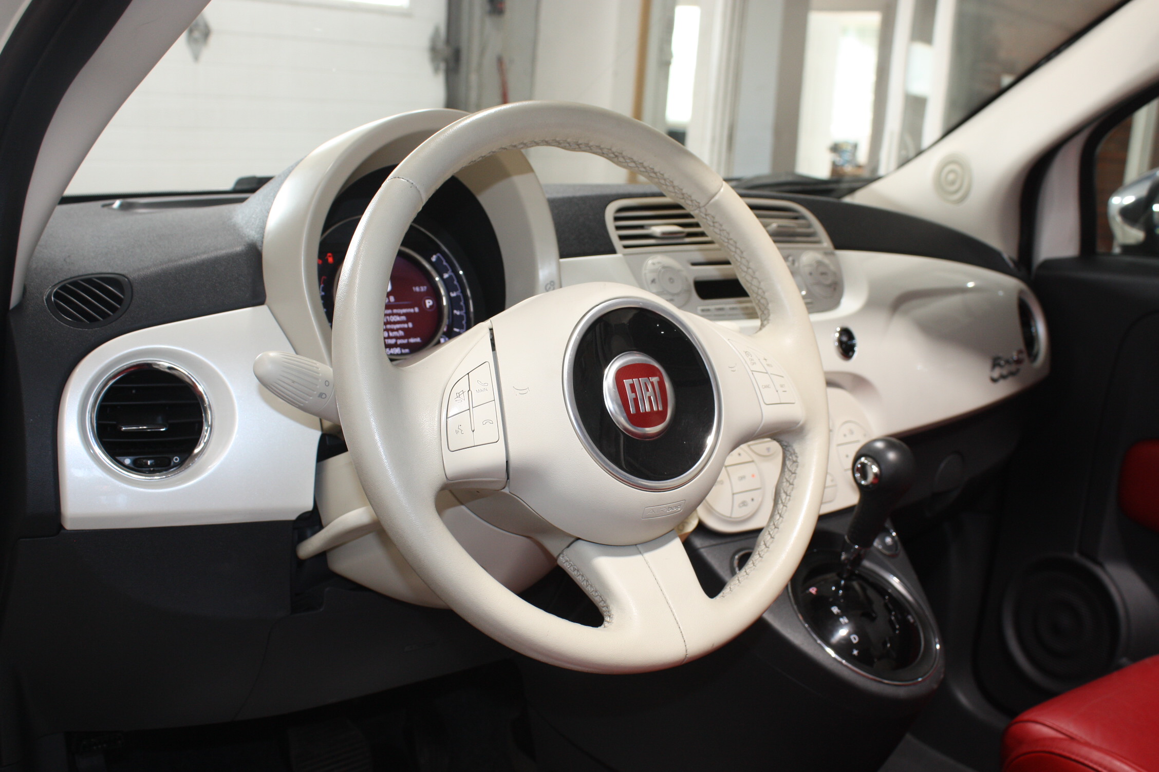 2015 FIAT 500C