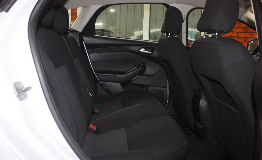 2017 FORD FOCUS