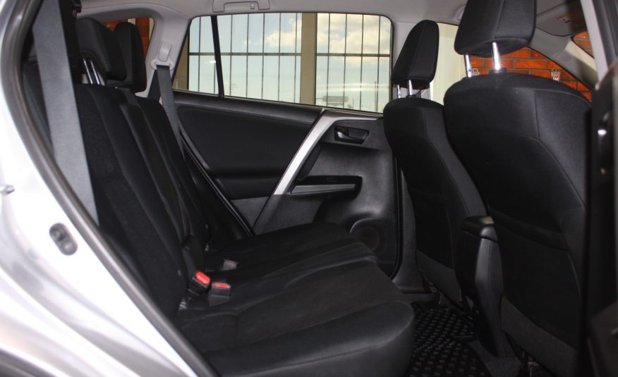2017 TOYOTA RAV 4