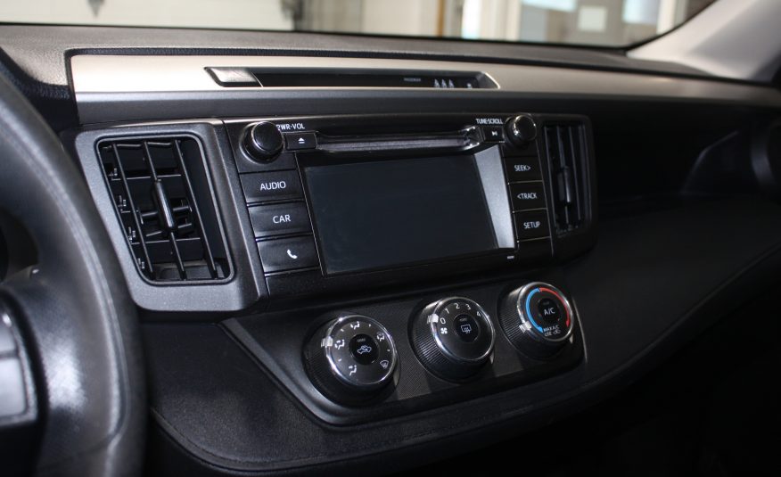 2017 TOYOTA RAV 4