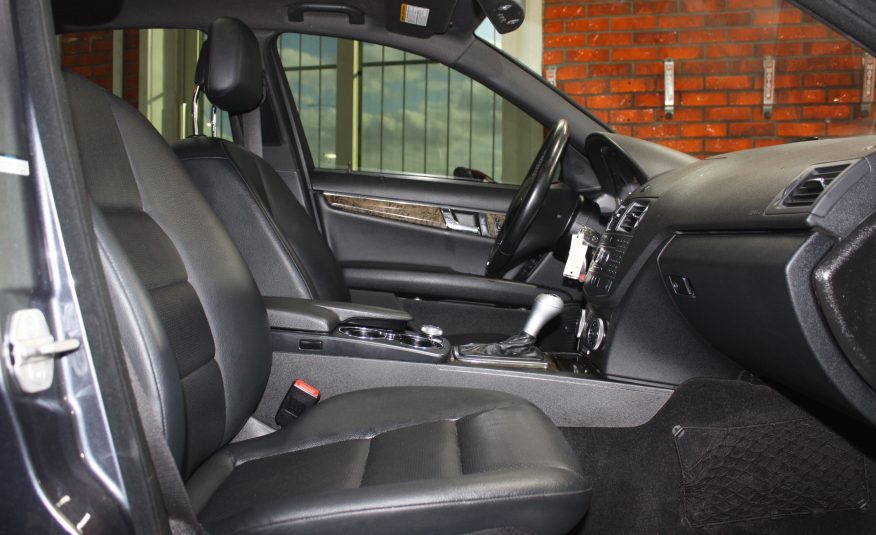 2011 MERCEDES C300 4MATIC