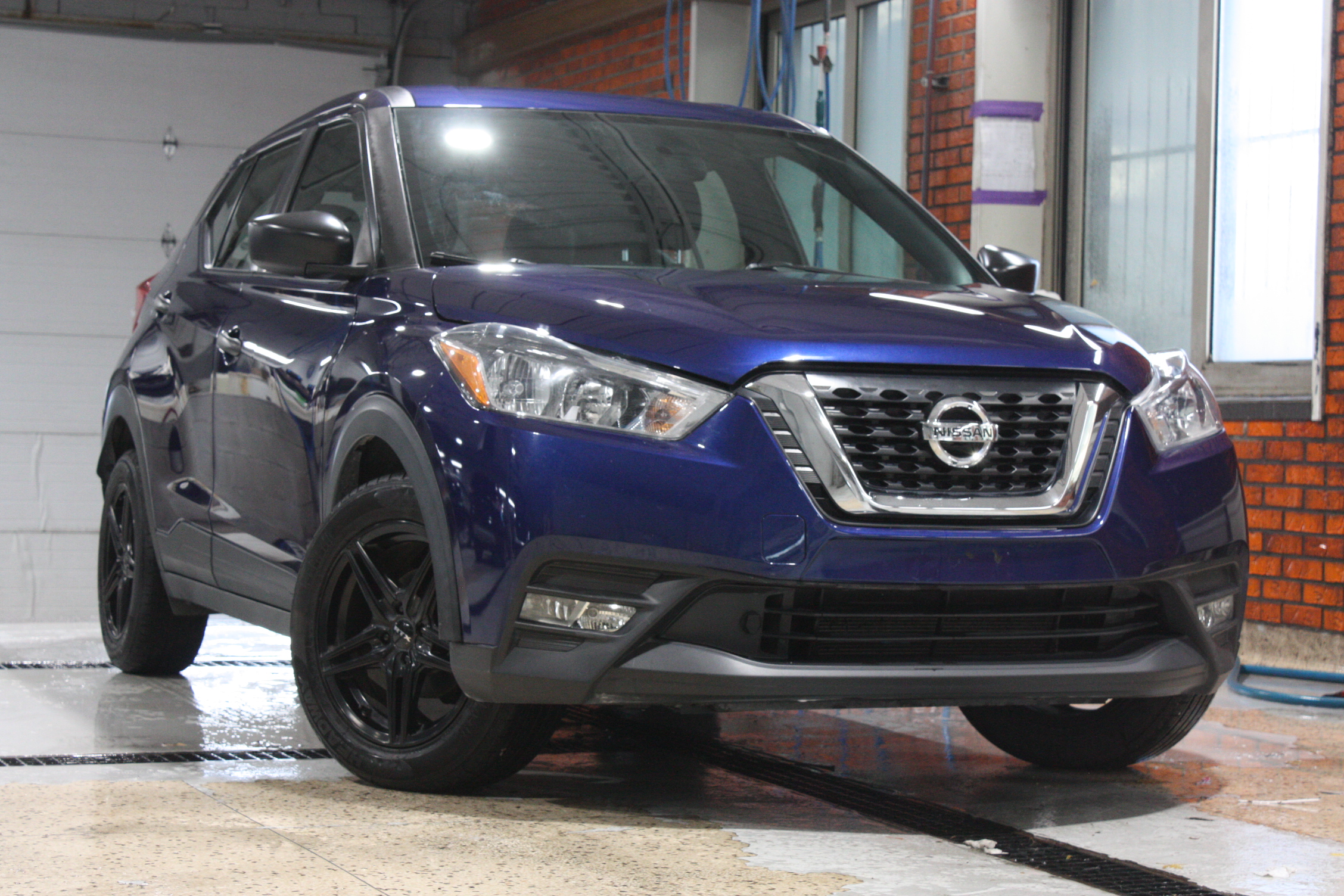 2019 NISSAN KICKS S