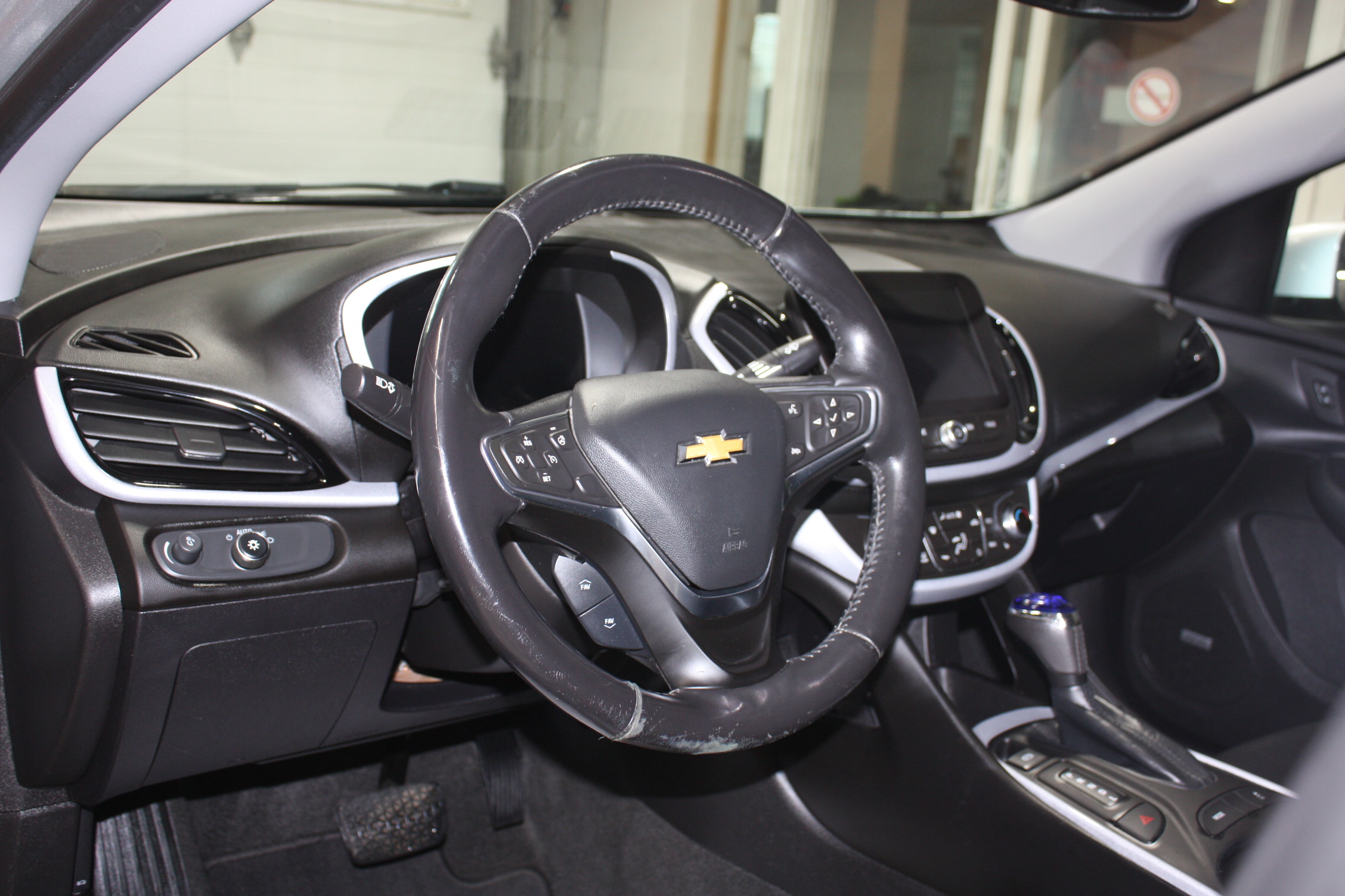 2018 CHEVROLET VOLT LT