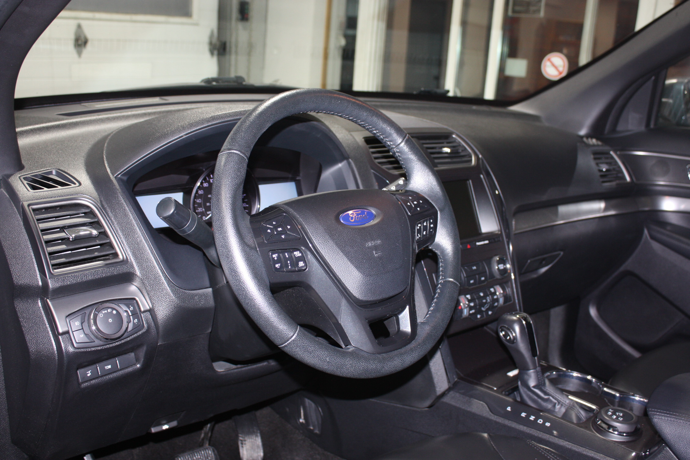 2019 FORD EXPLORER XLT 4X4