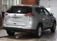 2015 NISSAN ROGUE SV AWD