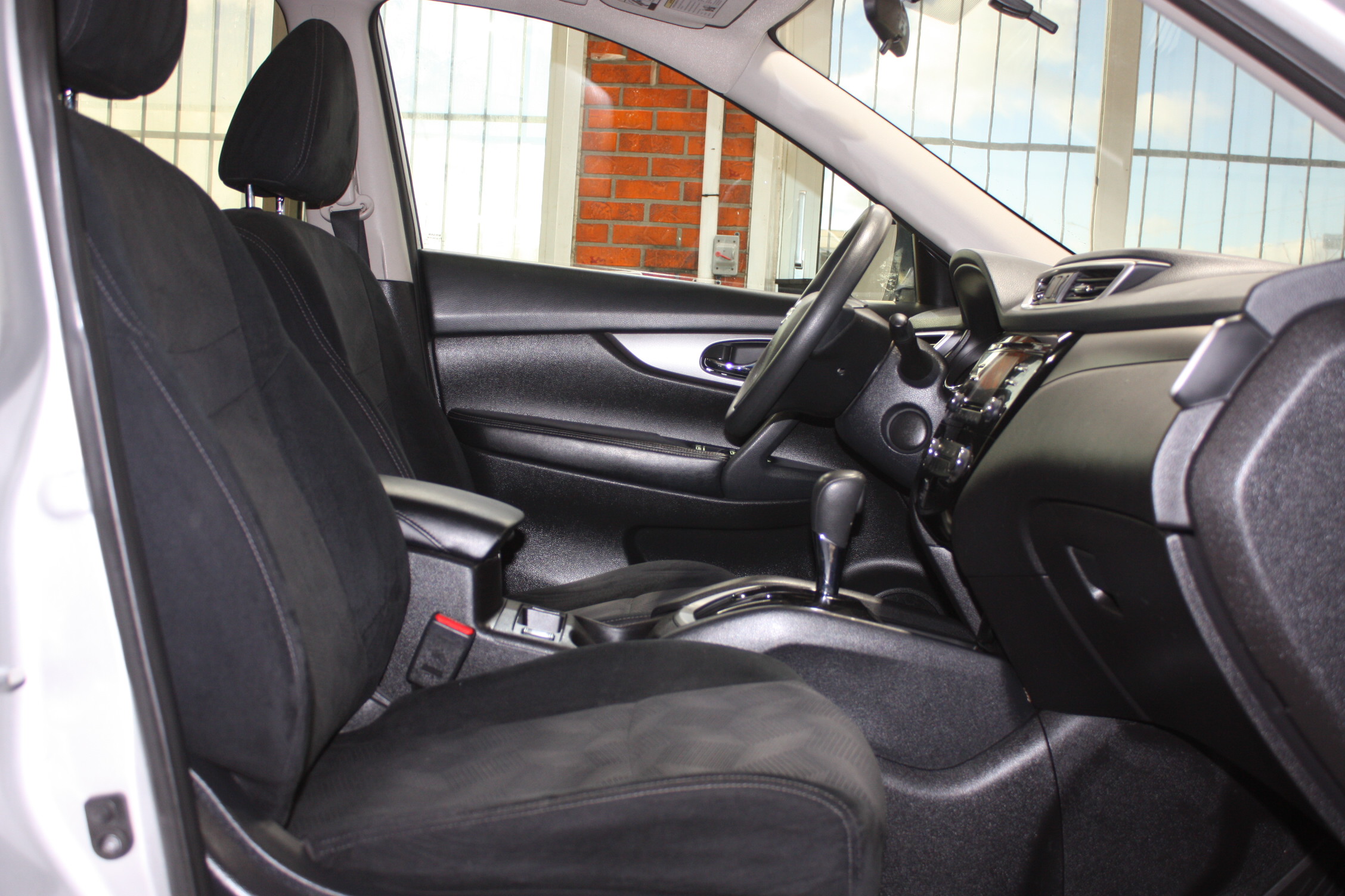 2015 NISSAN ROGUE SV AWD