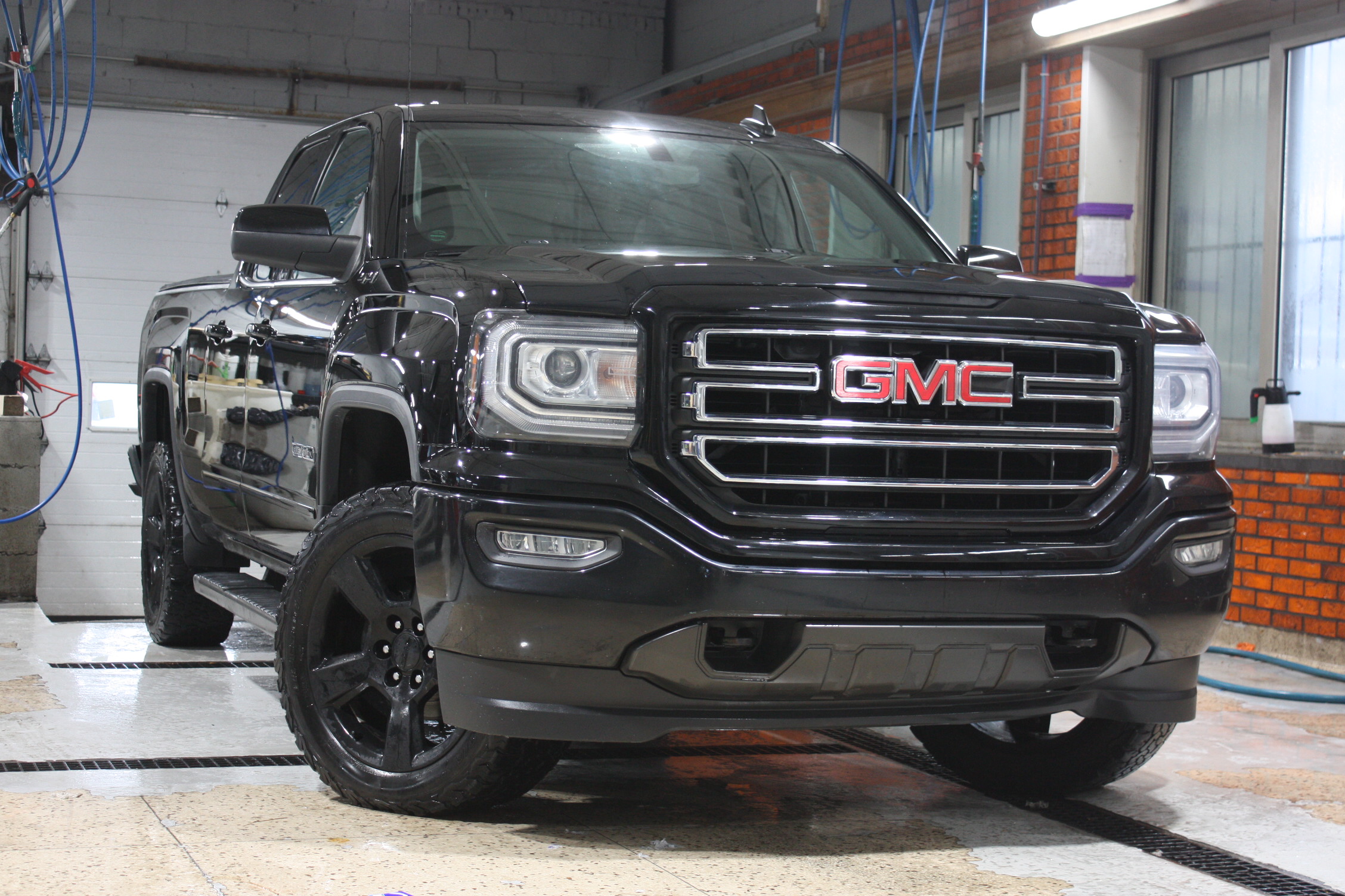 2017 GMC SIERRA 1500 4X4 SLE