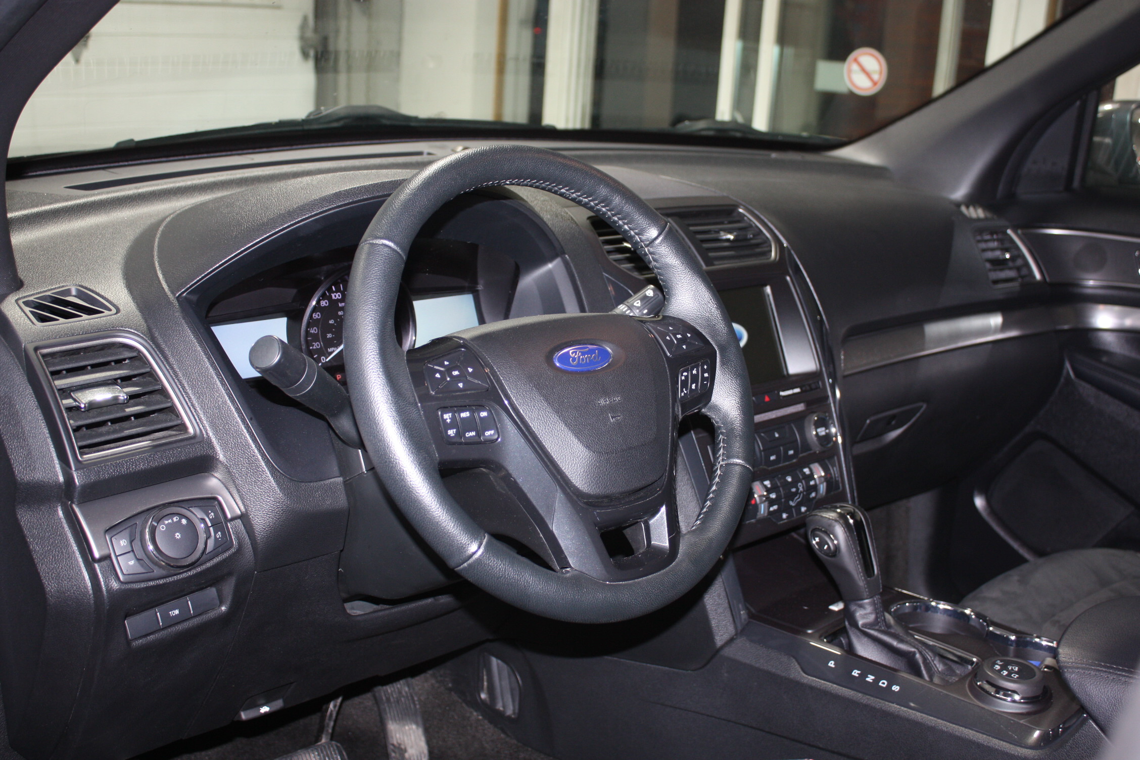 2018 FORD EXPLORER XLT 4X4