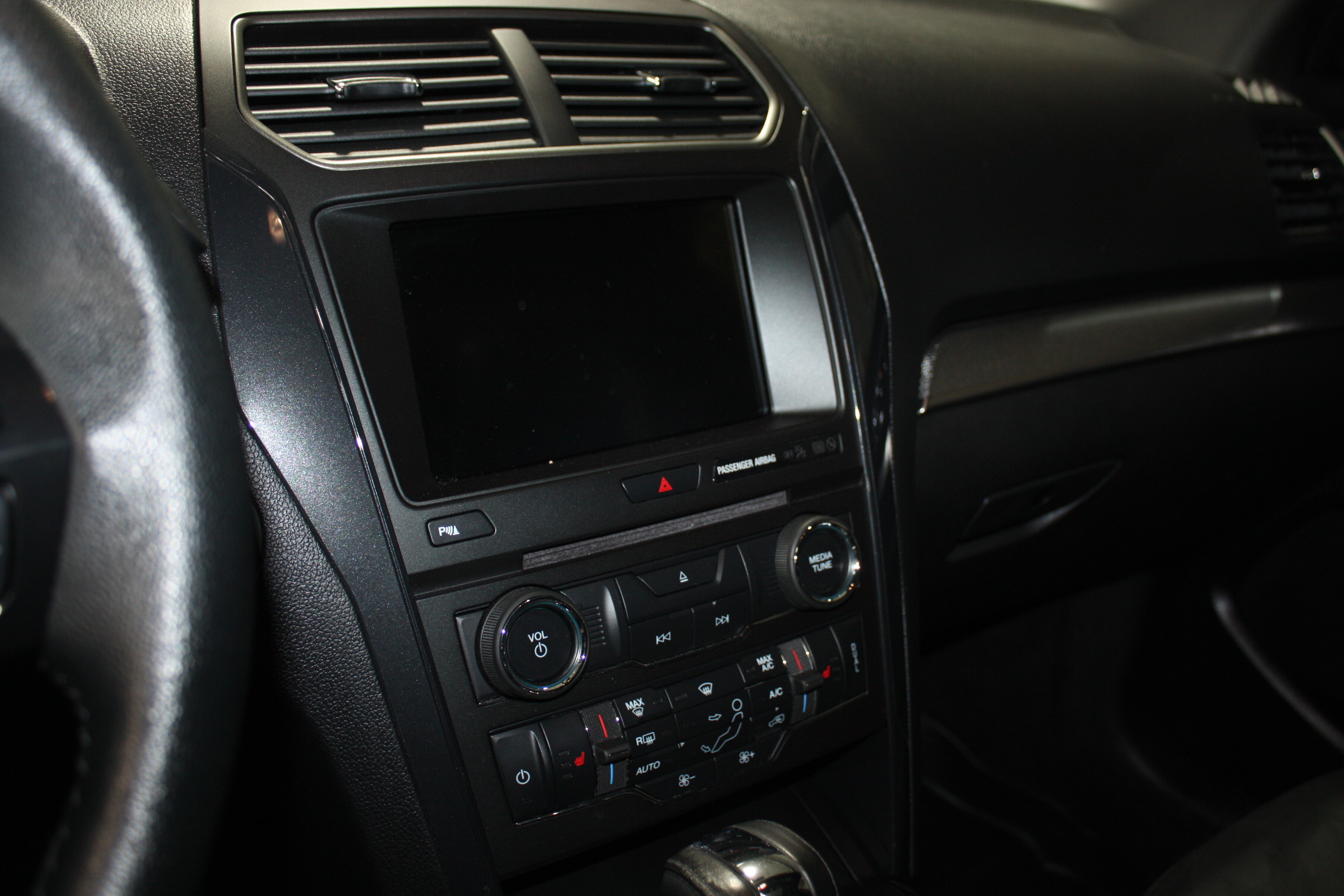 2018 FORD EXPLORER XLT 4X4