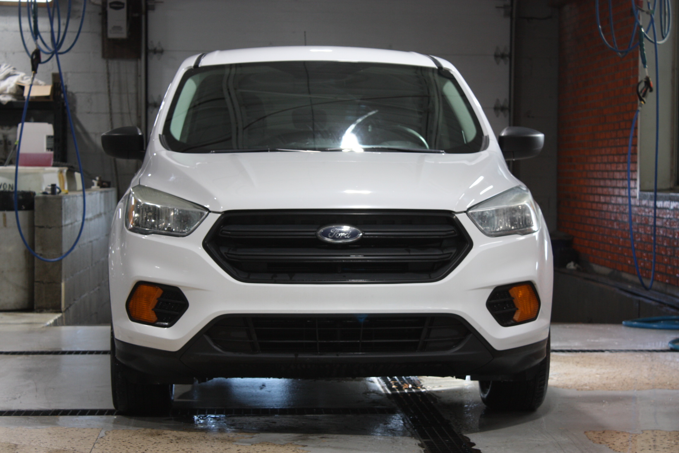 2017 FORD ESCAPE S