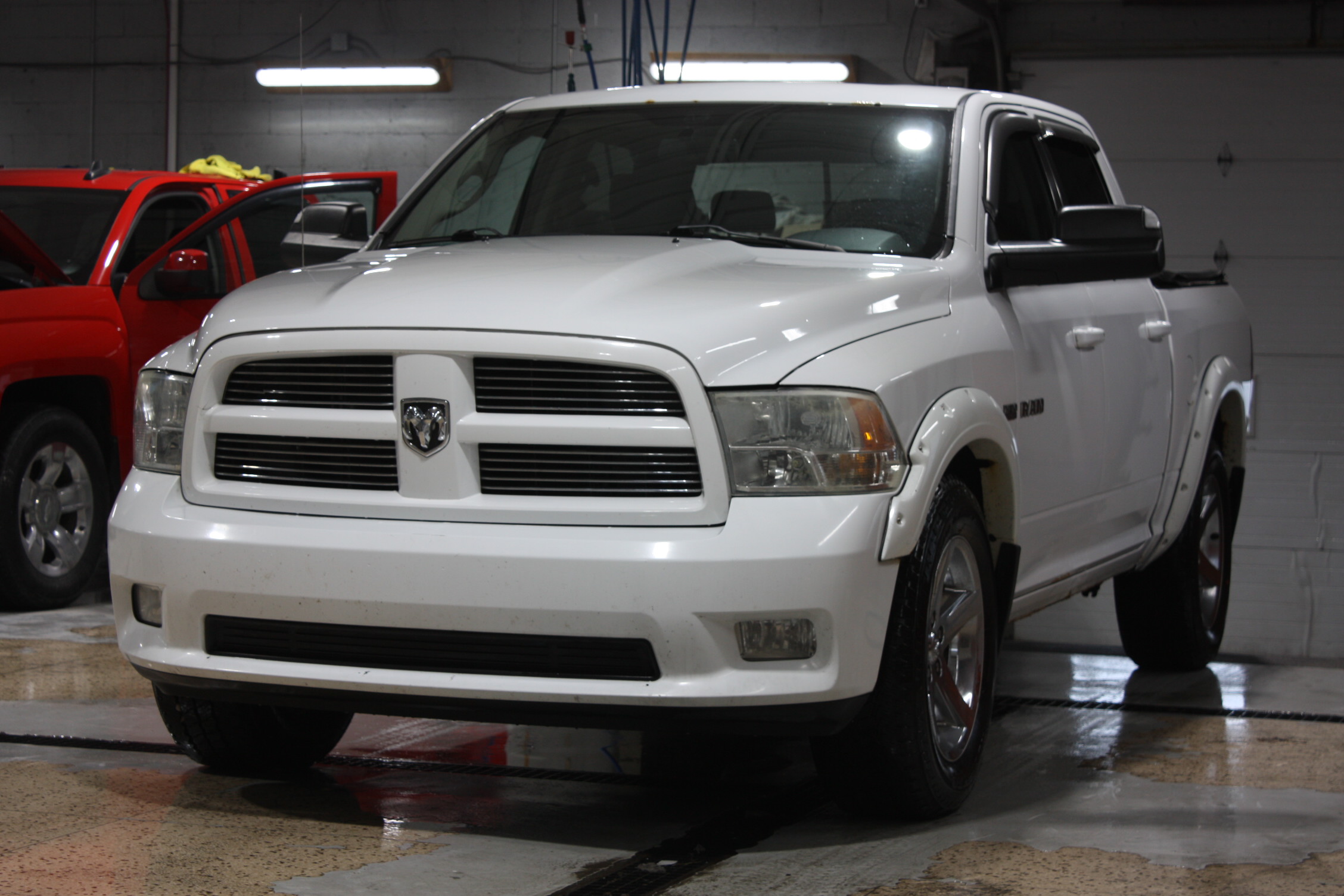 2010 DODGE RAM