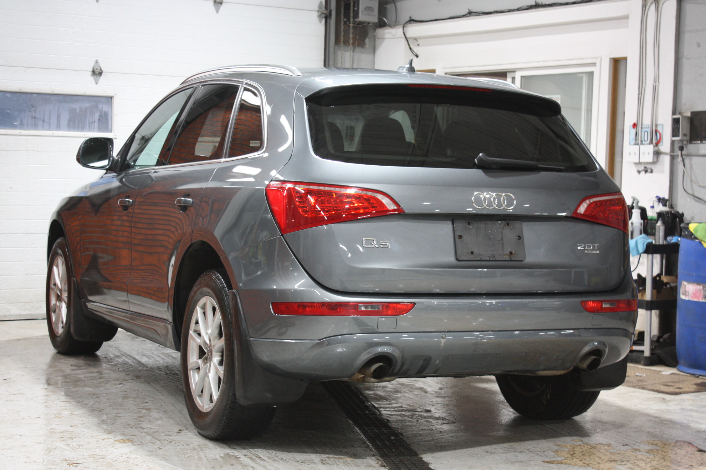 2012 AUDI Q5 PRENIUM PLUS AWD