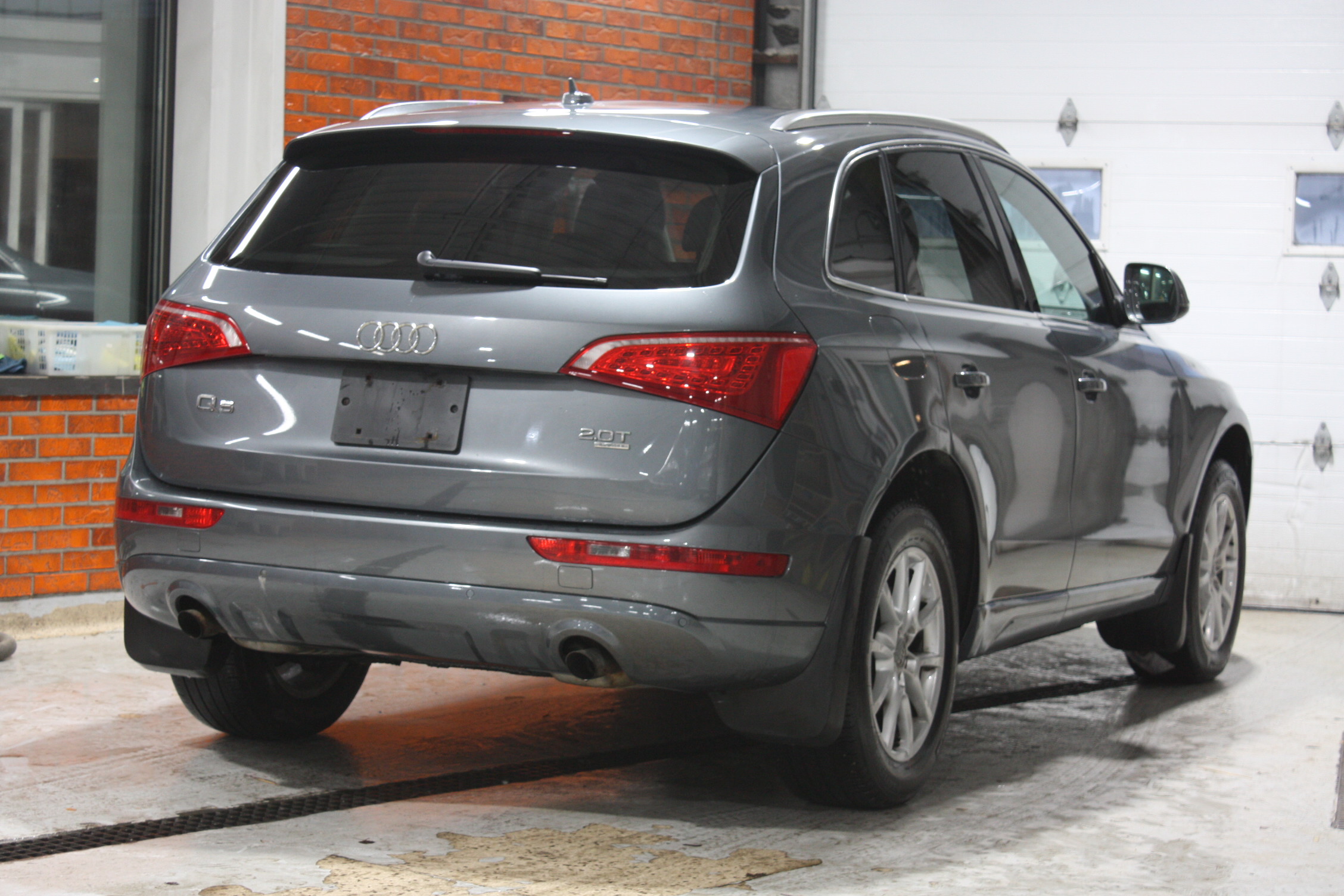 2012 AUDI Q5 PRENIUM PLUS AWD