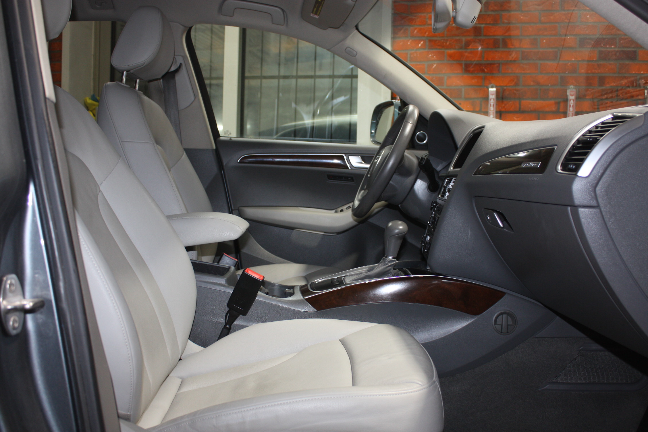 2012 AUDI Q5 PRENIUM PLUS AWD